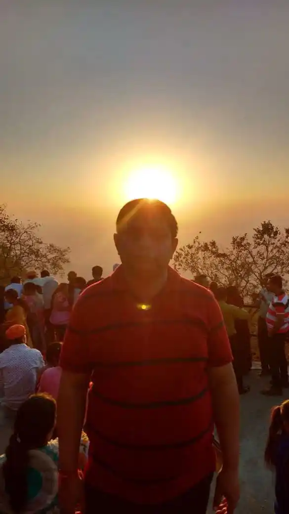 Image from नीरज कौशिक-एक साधारण स्वयंसेवक: 'हिंदी हैं हम' शब्द शृंखला में आज का शब्द है- दीन, जिसका अर्थ है- दरिद...