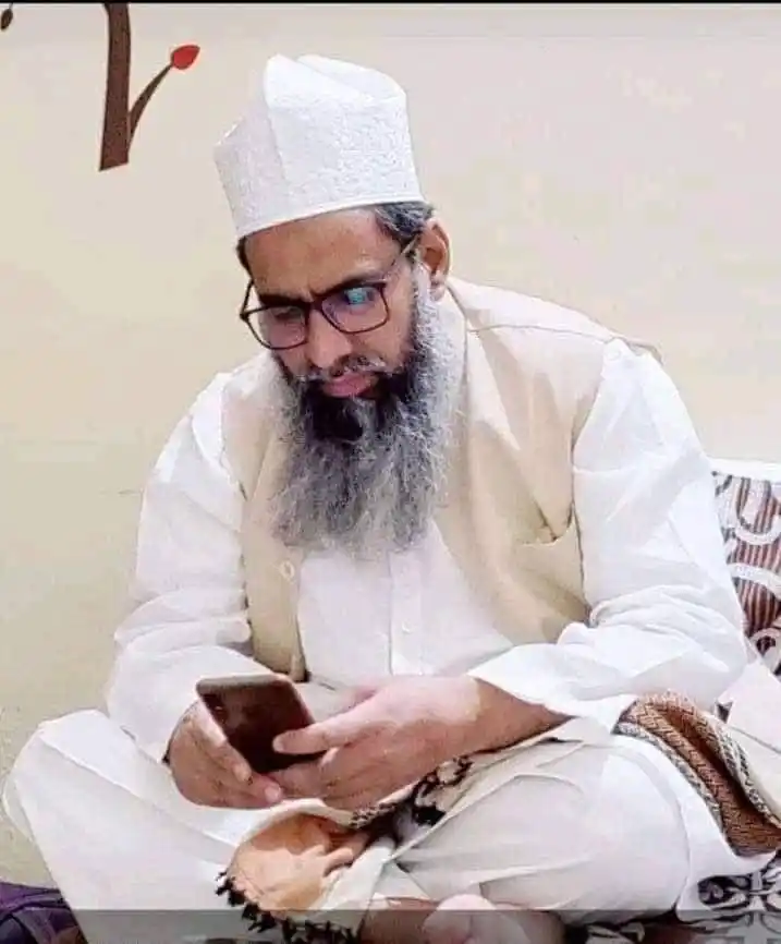 Image from Muhammad Rihan Raza Mustafai: `محافظ ناموسِ رسالت ﷺ کی یاد میں ایک درد بھرا پیغام` آج حضرت قمر غنی ...