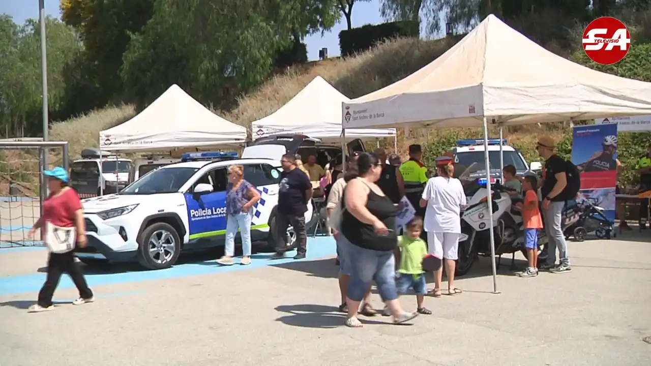 Image from Sant Andreu TV: SANT ANDREU TV i DIARI DE SANT ANDREU INFORMEN Trobada de vehicles d'e...