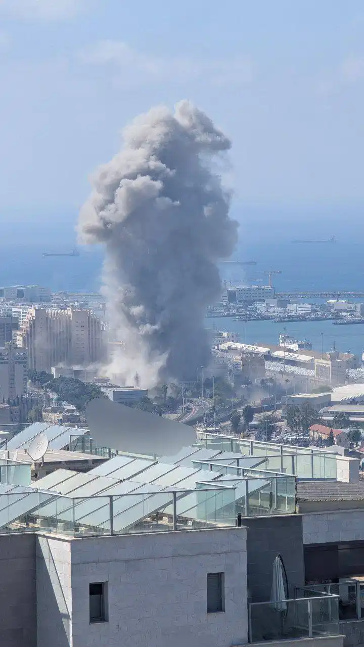 The Sea In Arabic post