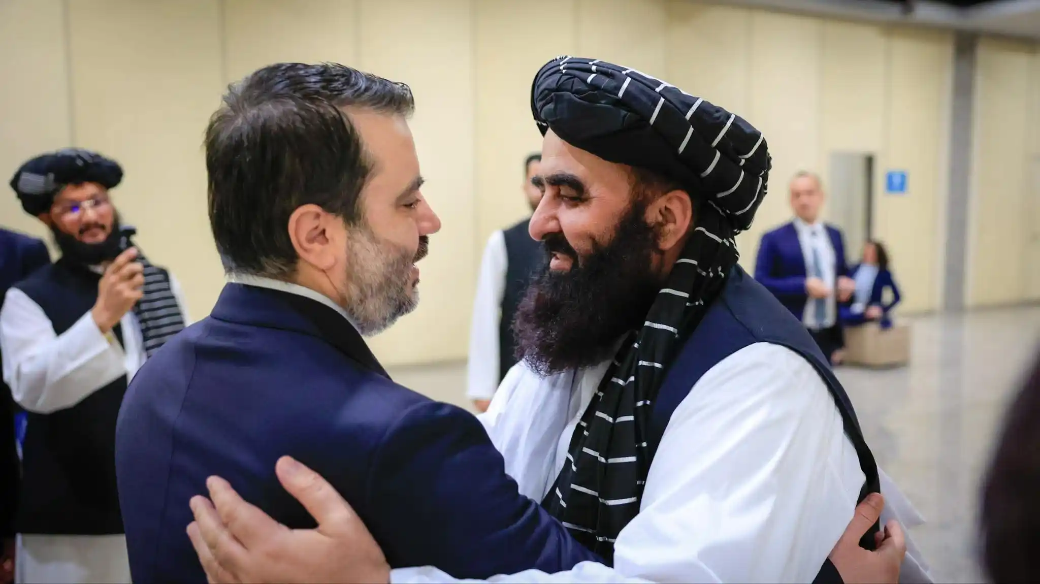 Image from أبناء سوريا صوت واحد: لقاء العمالقة.. وزير الخارجية السوري ووزير الخارجية الأفغاني https://...