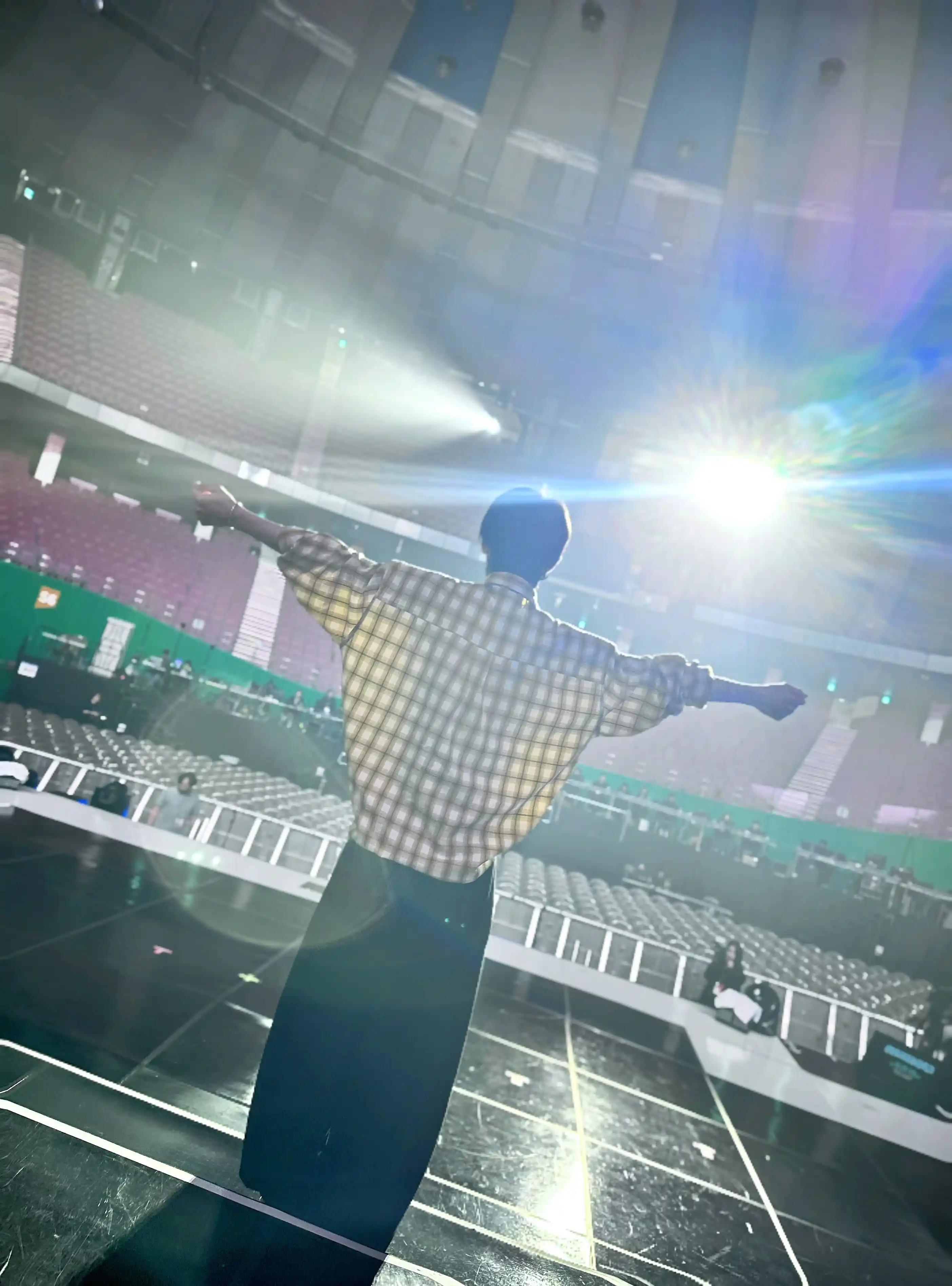 Image from TWS UPDATE: ׅ       ֺ    ░⃝    ׅ  *[HANJIN WEVERSE UPDATE]* ׅ     💙   ֺ  ˒˒      ...