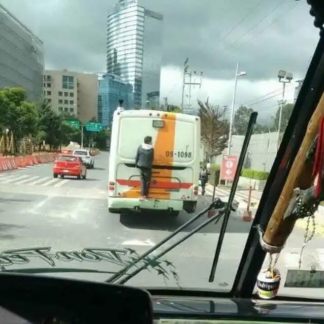 El Meme del Dia post