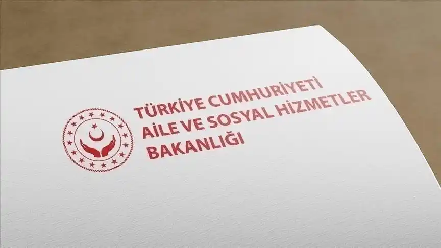 Image from Anadolu Ajansı: *📱 Aile ve Sosyal Hizmetler Bakanlığı, çocukları dijital risklerden k...