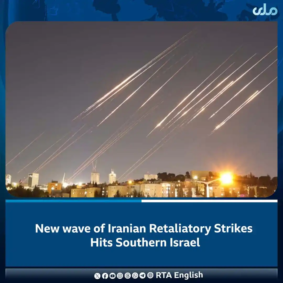 Image from 𝐈𝐄𝐀 𝐈𝐍 𝐄𝐍𝐆𝐋𝐈𝐒𝐇: An Iranian missile struck the city of Beersheba in southern Israel on ...
