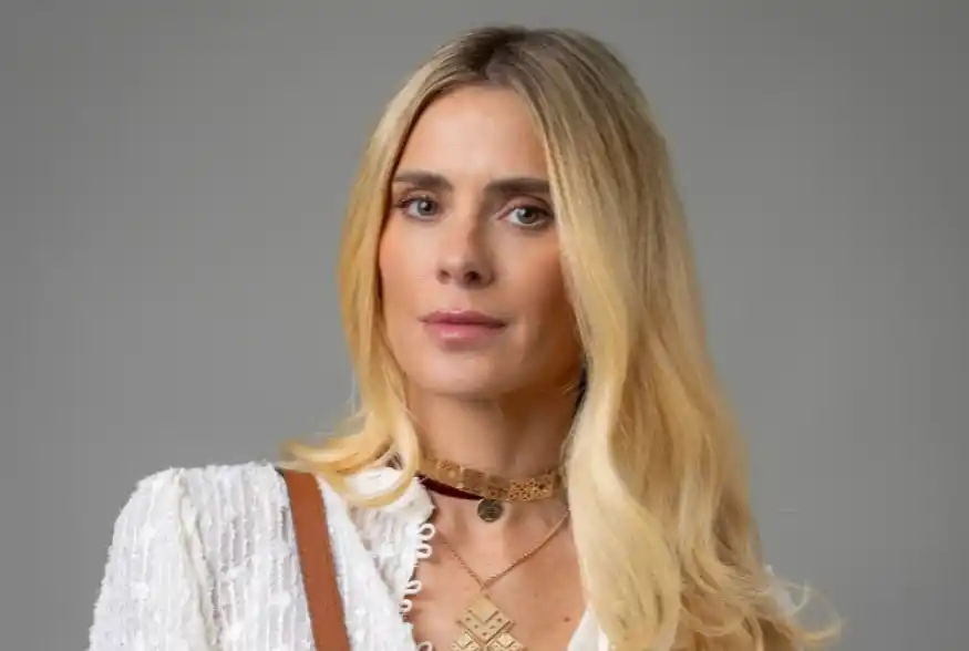 Image from Famosos, Novelas, Realities e Muito Mais | F5: *Novo estilo marca virada de Leila em 'Vale Tudo'; veja.* Personagem t...