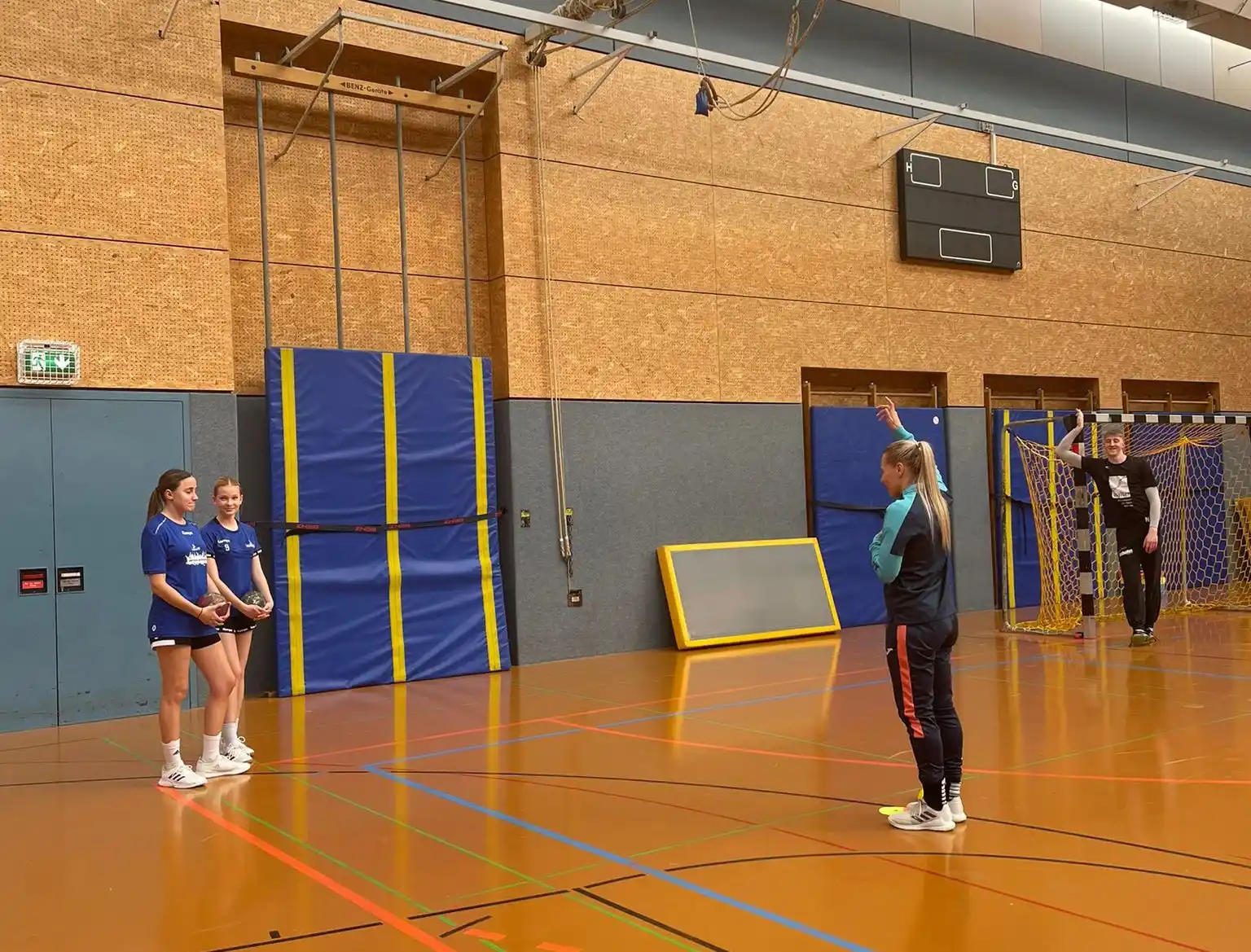 Image from TSV Weinsberg Abtl. Handball: 🔥 Qualitätsoffensive im weiblichen Bereich gestartet! 🔥  Zufall oder...