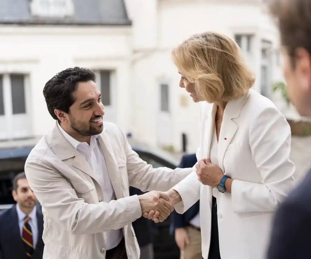 Image from 𝐈𝐄𝐀 𝐈𝐍 𝐄𝐍𝐆𝐋𝐈𝐒𝐇: The son has returned to his true mother:  Reliable sources say Ahmad M...