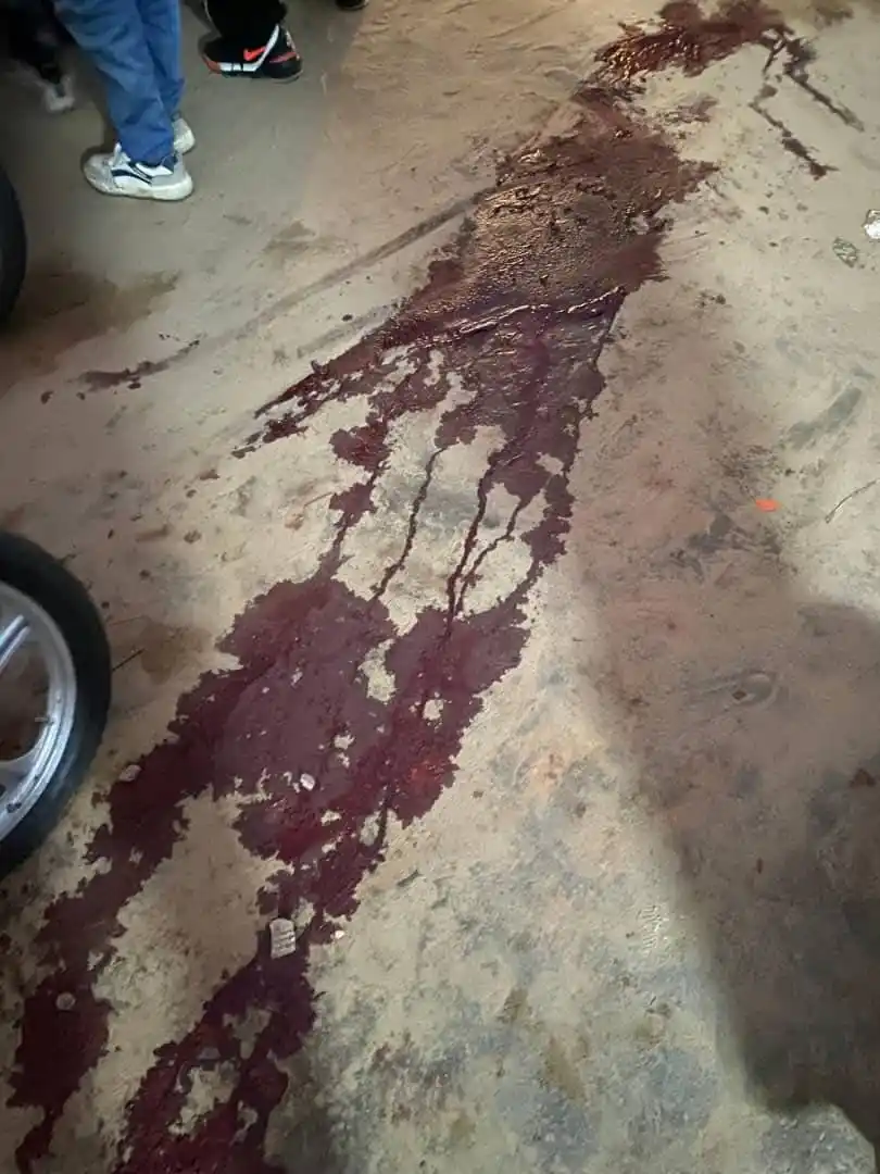 Image from 🚨𝐅𝐎𝐂𝐔𝐒 ±243 𝐓𝐄𝐋𝐄𝐕𝐈𝐒𝐈𝐎𝐍🚨: Fusillade entre braqueurs et police sur l’axe Bel’air-Kimwenza : une e...