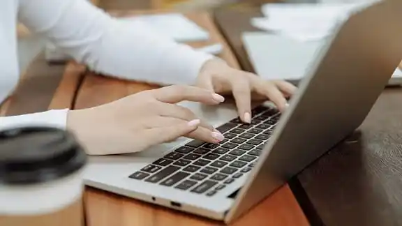 Image from NDTV Profit: *10-HOUR WORKDAY?* No increase in weekly work hours, Karnataka govt c...