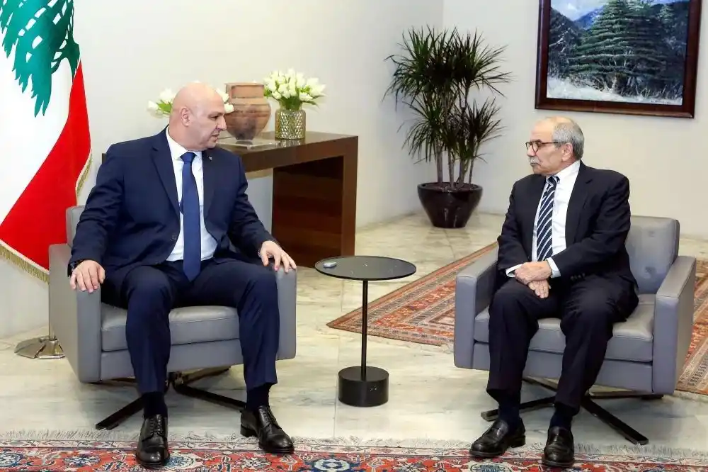 Image from EyezOnBeirut Channel: أجرى رئيس مجلس الوزراء نواف سلام، اتصالاً برئيس الجمهورية العماد جوزاف...