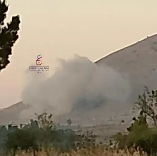 Image from EyezOnBeirut Channel: الجيش الإســرائيلي فـجـر اليوم منزلا عند الأطراف الشرقية لبلدة عيترون ...