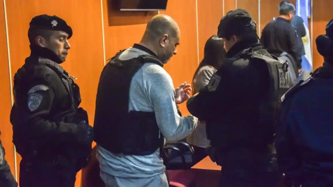 Image from El Tribuno Salta: *Del coaching ontológico a las estafas en el juicio contra Cositorto* ...