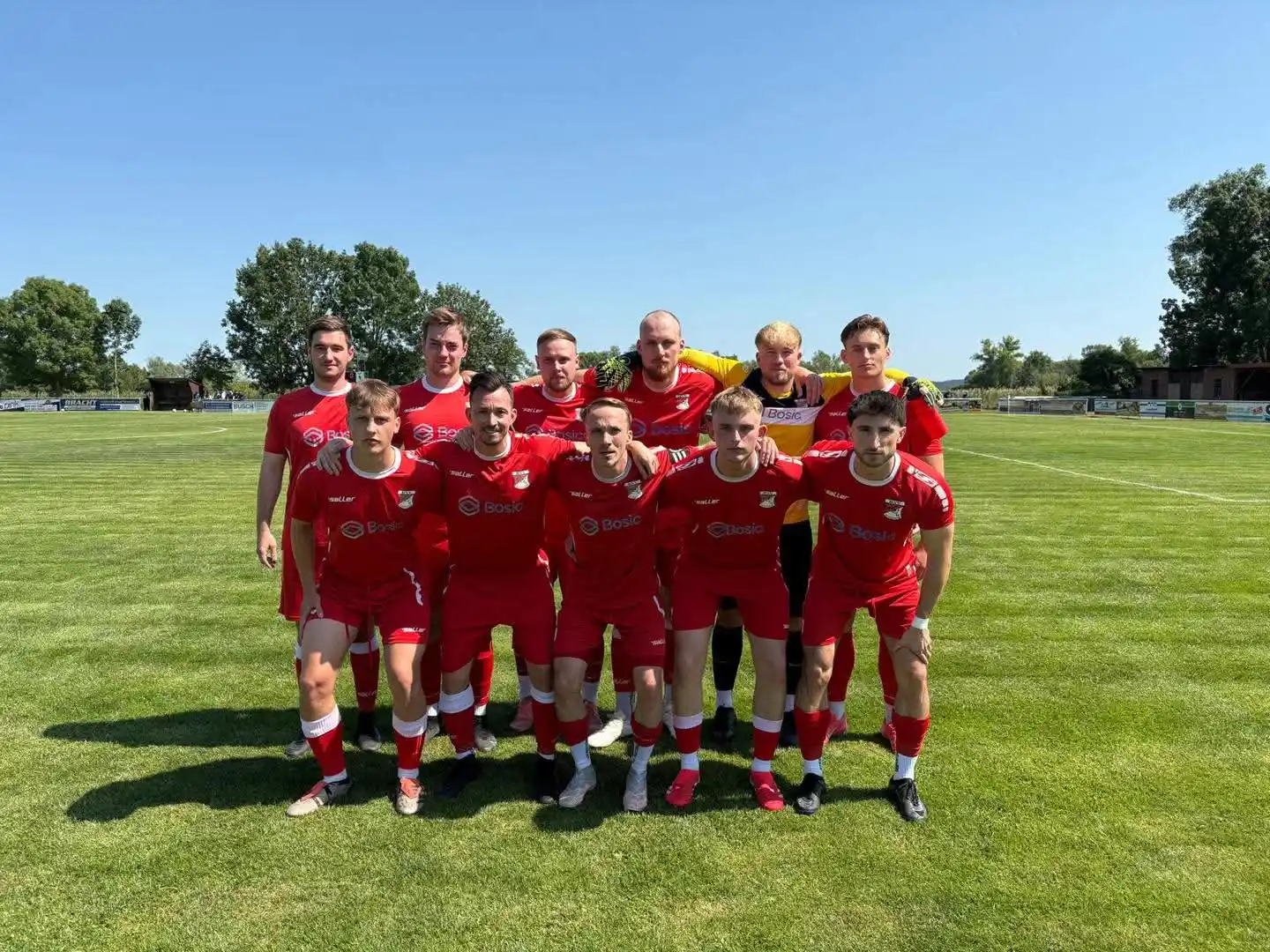 Image from BSV Rot Weiß Schönow: ⚽️ Unsere 1.Herren jetzt live 🔴⚪️ Unsere Männer sind aktuell beim SV...