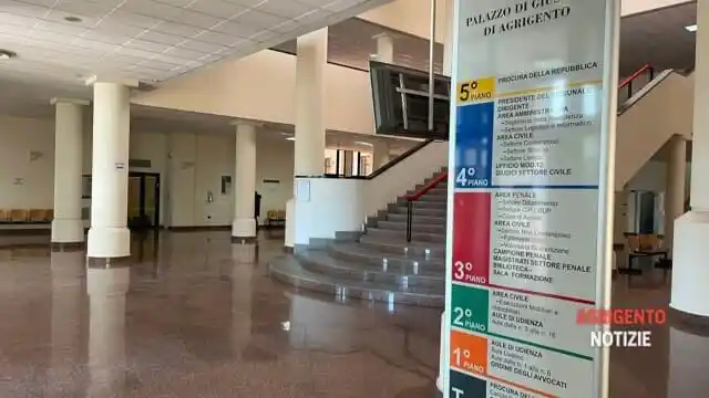 Image from Agrigentonotizie.it: Compra droga online e i finanzieri lo pedinano fino al ritiro del pacc...