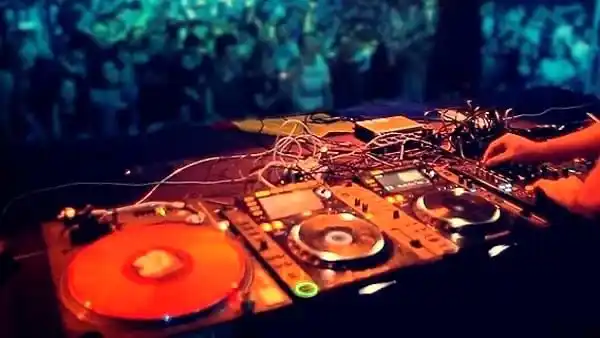 Image from Agrigentonotizie.it: Pubblicizzavano una serata sui social ma la discoteca era abusiva: dif...