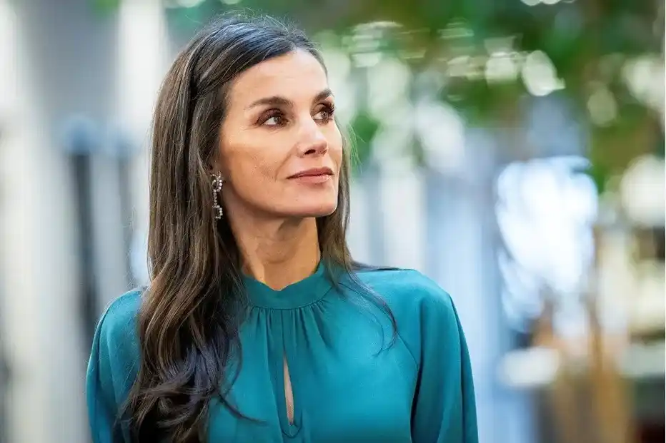 Image from CM Vidas: *Rainha Letizia volta a gravar para televisão mais de vinte anos de de...