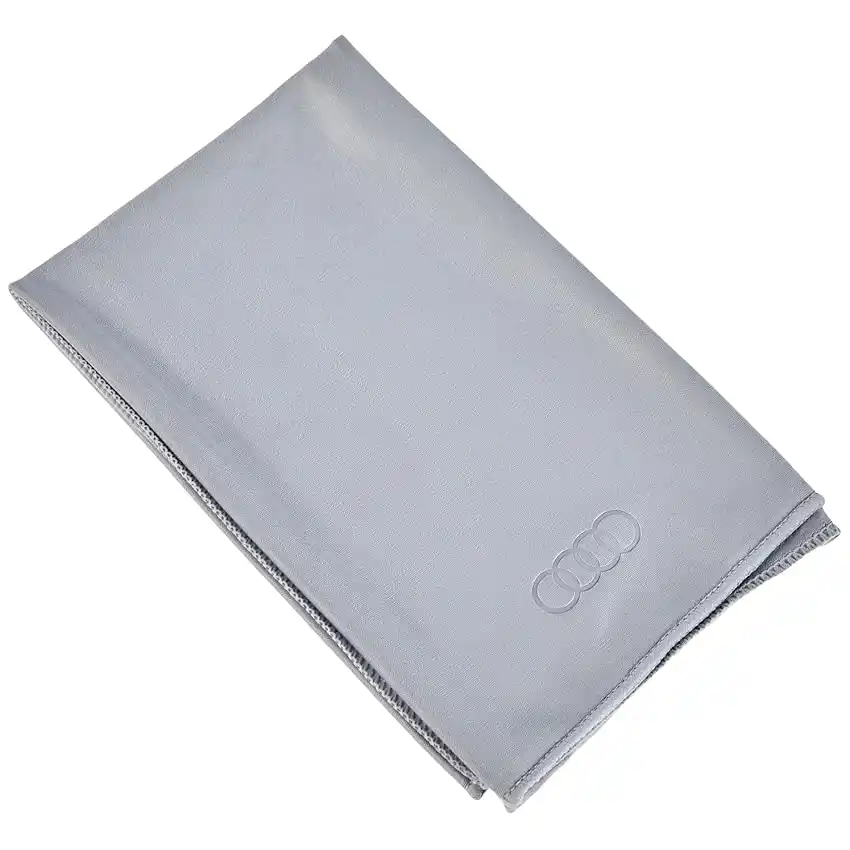 Image from Offerte Tech by Telefonino.net: 👀 Audi 80A096325 - Panno per la pulizia dello schermo touch, 30 x 30 ...