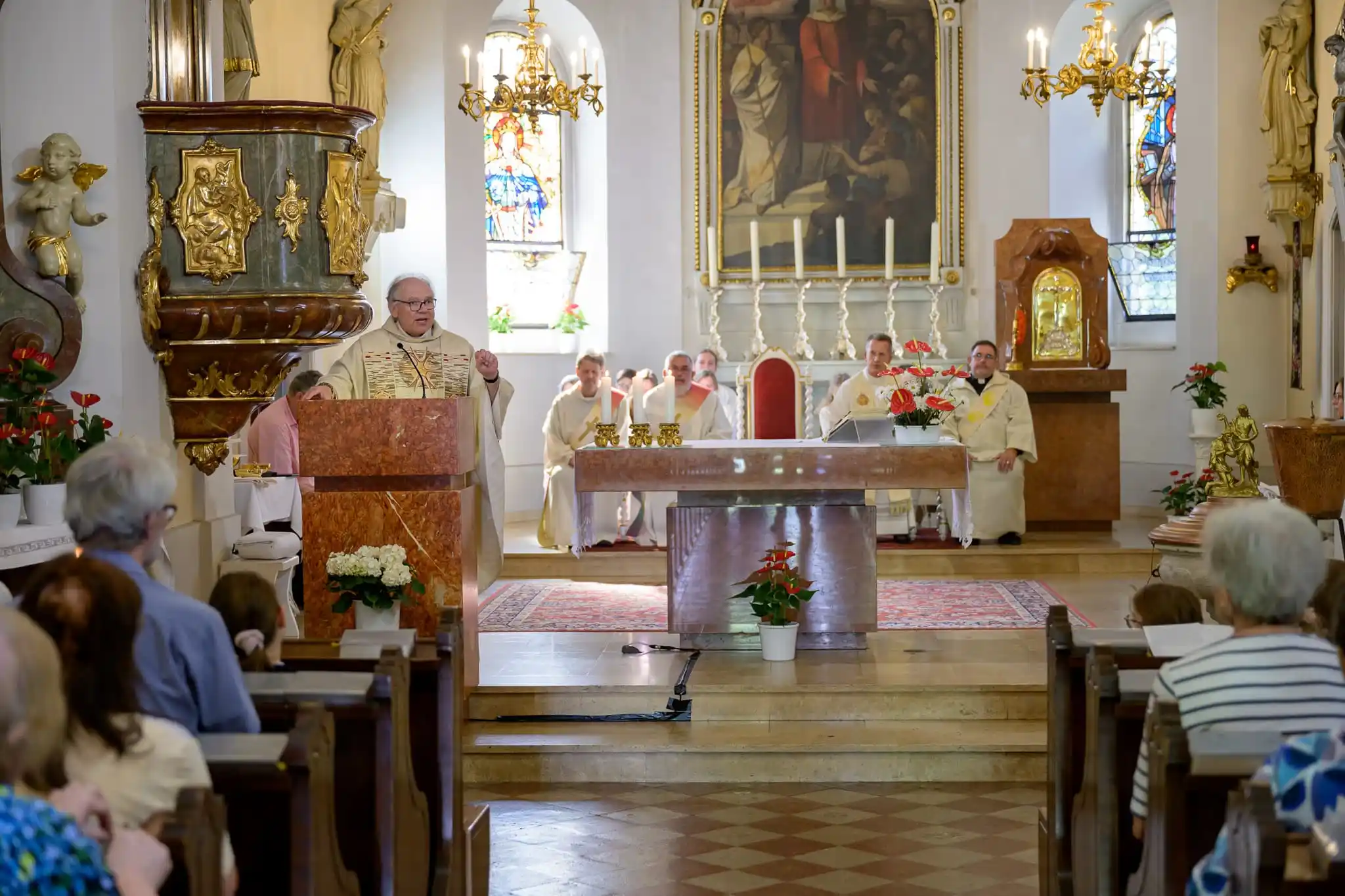 Image from Pfarre Altsimmering: Das heutige Hochfest Fronleichnam hat die Pfarrgemeinde in beiden Kirc...